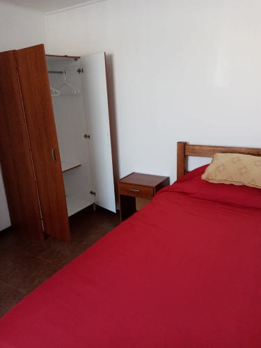 <p>Arriendo Habitacion Estudiante</p> image