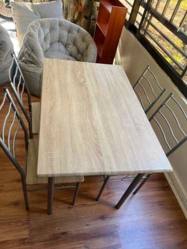 <p>Comedor 6 personas</p>