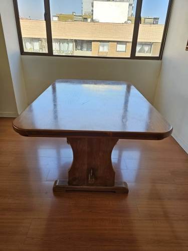 <p>Vendo Mesa Comedor</p>