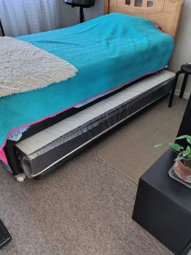 <p>Cama nido casi nueva Zic</p>