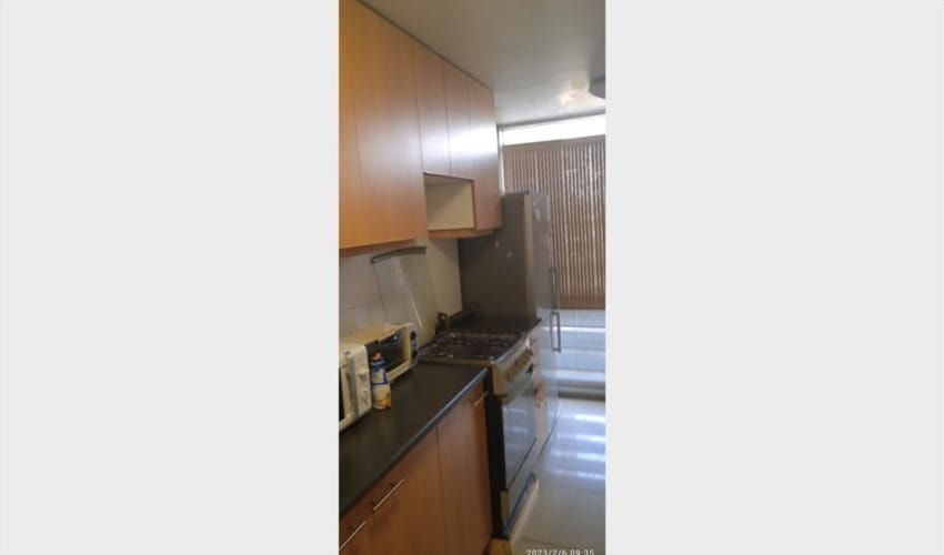 <p>Se arrienda pieza en las Condes</p>