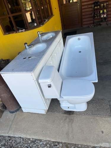 <p>Para el baño</p>