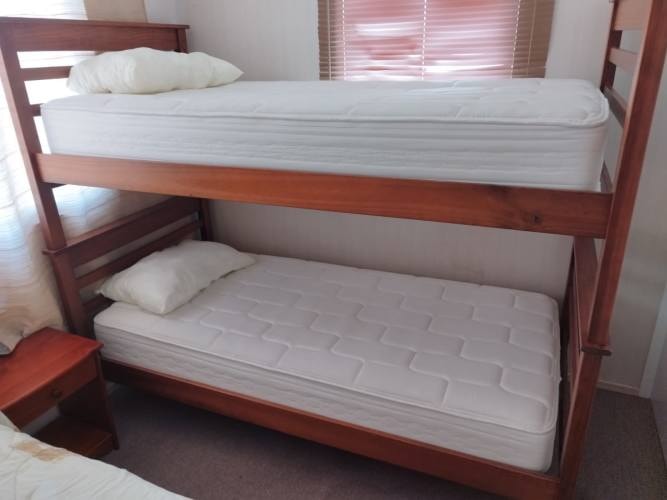 <p>Venta de muebles y línea blanca</p>