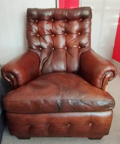 <p>Sillón Berger de cuero natural</p>