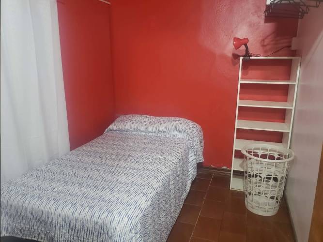 <p>Pieza para varon , sector sur, ucn, balneario</p> image