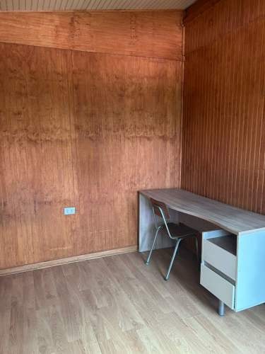 <p>Arriendo pieza cercana a metro departamental</p>