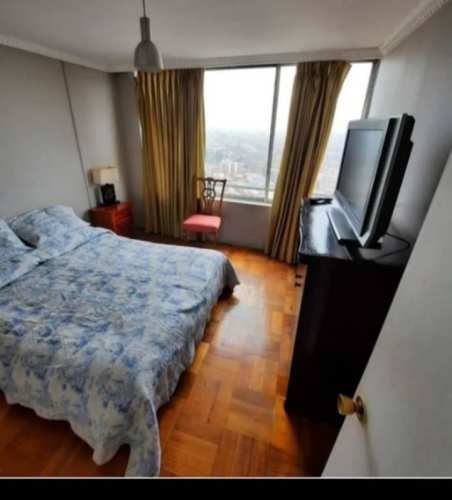 <p>Exelente habitacion</p>