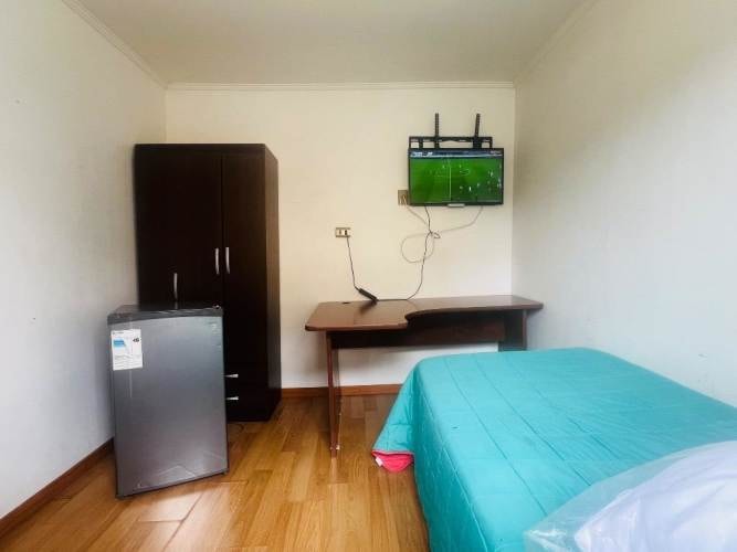 <p>Pieza ideal home office o teletrabajo en Pleno Centro Antofagasta</p>
