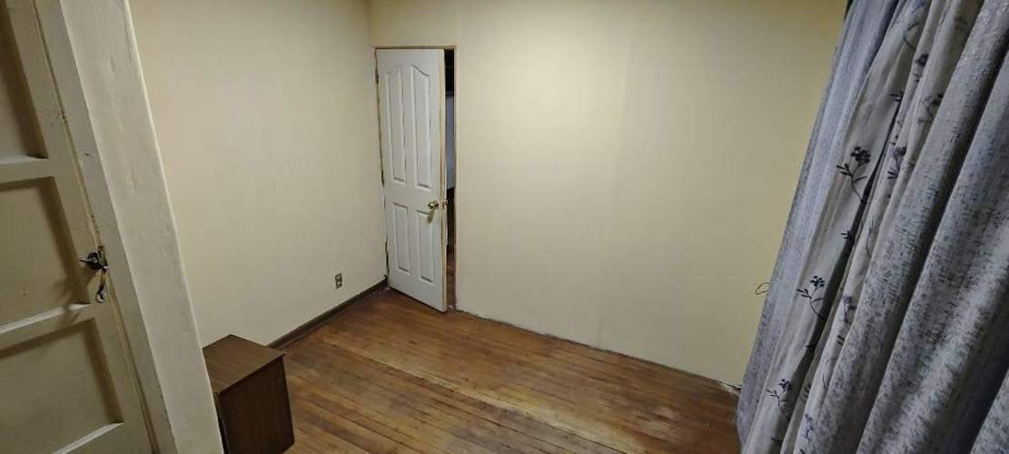 <p>Arriendo de habitación para dama</p>