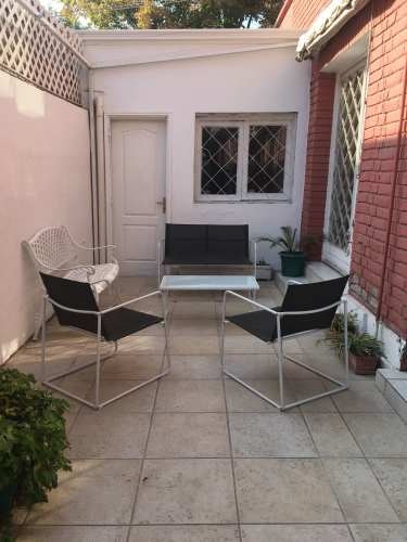 <p>EXCELENTE HABITACION INDEPENDIENTE CON BAÑO Y KITCHENETTE</p>