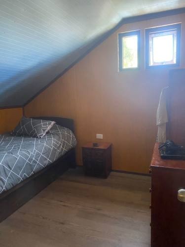 <p>Arriendo pieza  Estudiante/Trabajador y pension</p> image