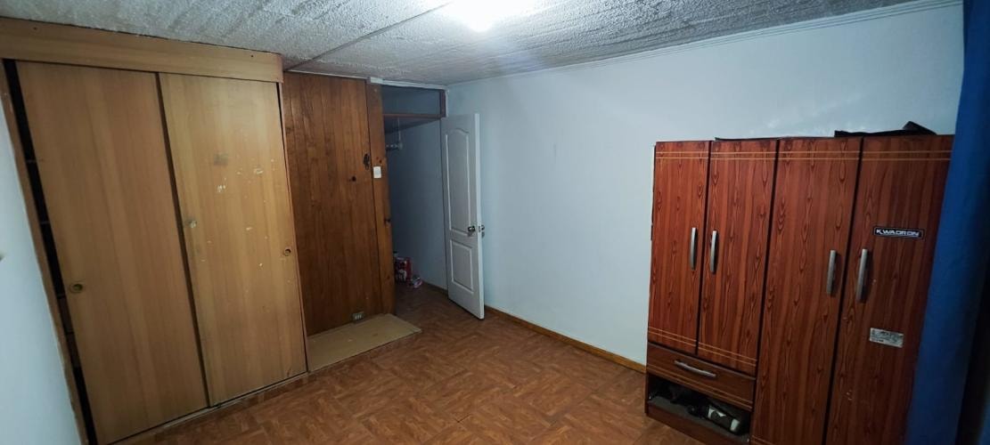<p>Arriendo habitación villa portales</p>