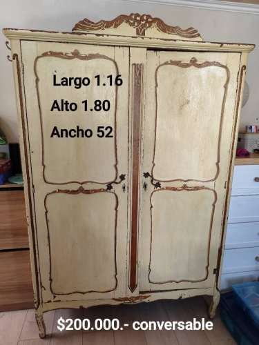 <p>Closet vintage</p>