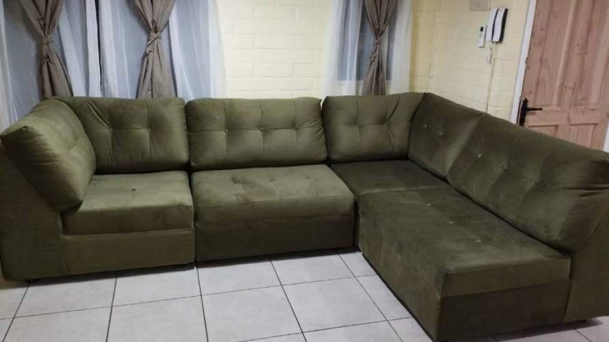 <p>Living modelo L</p>