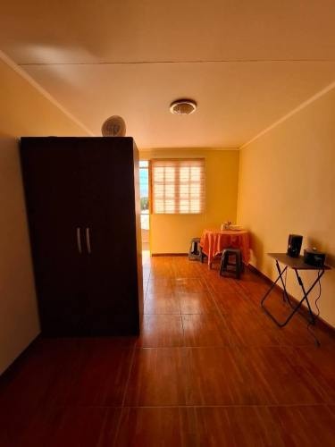 <p>Habitación</p> image