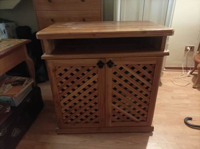 <p>Rack de pino Oregon</p>