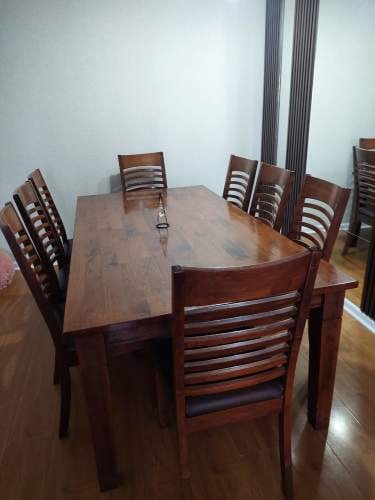 <p>Juego de Comedor EMMA– 8 Sillas</p>