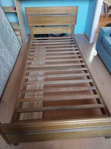<p>comoda y cama de 1 plaza en venta</p>