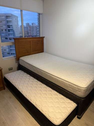 <p>Cama nido de 1.5 plazas Rosen + velador</p>