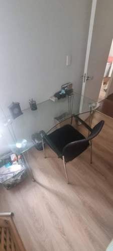 <p>Escritorio + silla</p>
