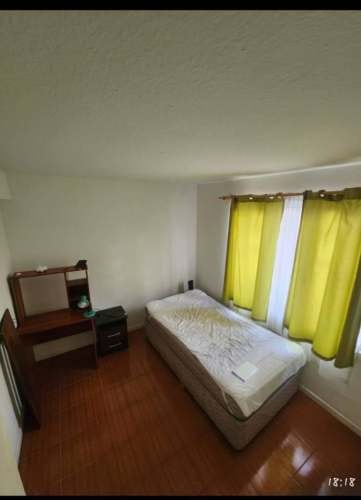 <p>Arriendo habitación grande</p> image