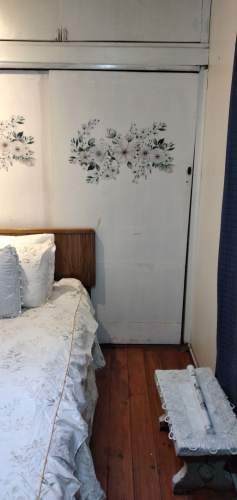 <p>PIEZA AMOBLADA COMPLETA, COMODA CASA GRANDE</p> image