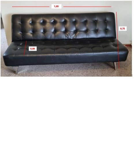 <p>Futon de cuero sintentico buen estado y poco uso</p>