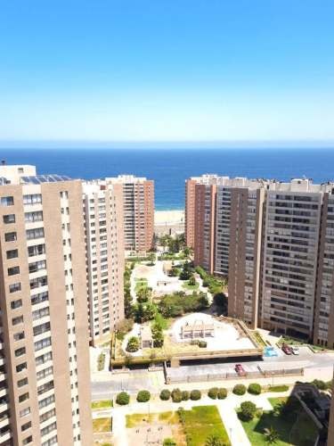 <p>Pieza con baño sector Sur</p> image