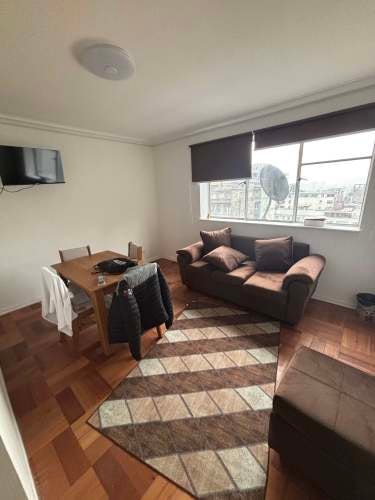 <p>Se arriendan habitaciones</p> image