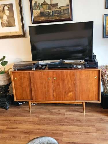 <p>Juego Mesa Comedor y Buffet estilo nórdico</p>