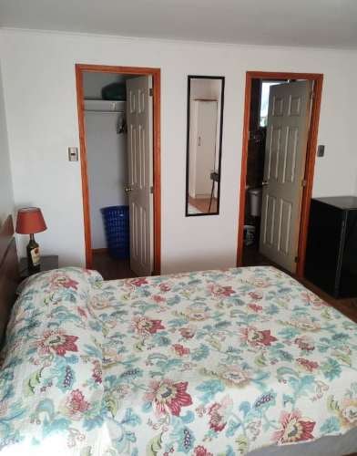 <p>Arriendo de Habitación</p> image