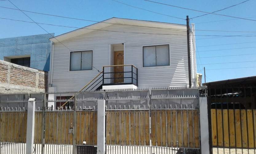 <p>ARRIENDO DE PIEZAS COMUNA LO PRADO</p> image