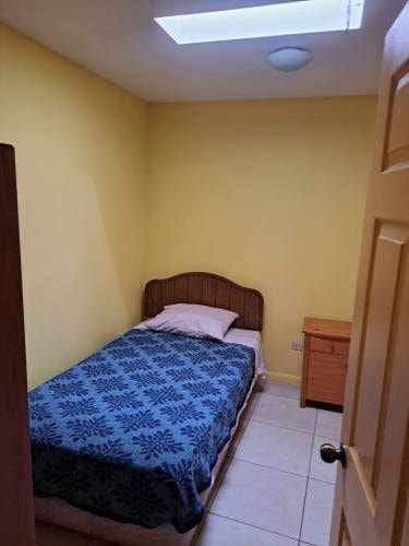 <p>Arriendo Pieza sector sur</p>