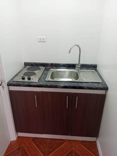 <p>Arriendo Piezas Amobladas</p>
