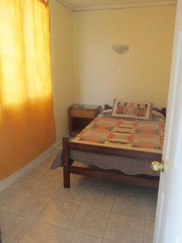 <p>Habitación Single Mensual en pleno Centro Iquique</p> image