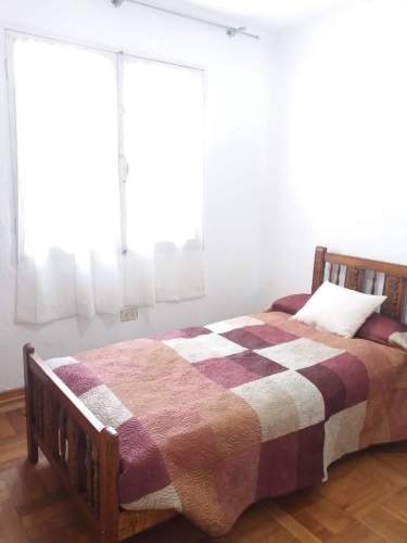 <p>Arriendo pieza en La Reina</p> image