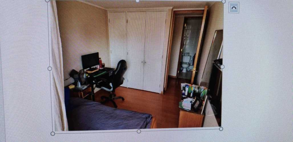 <p>¡Se arrienda pieza con baño privado en excelente ubicación Las Condes</p>
