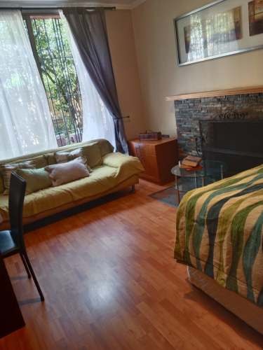 <p>Pieza  Metro Plaza Egaña</p> image