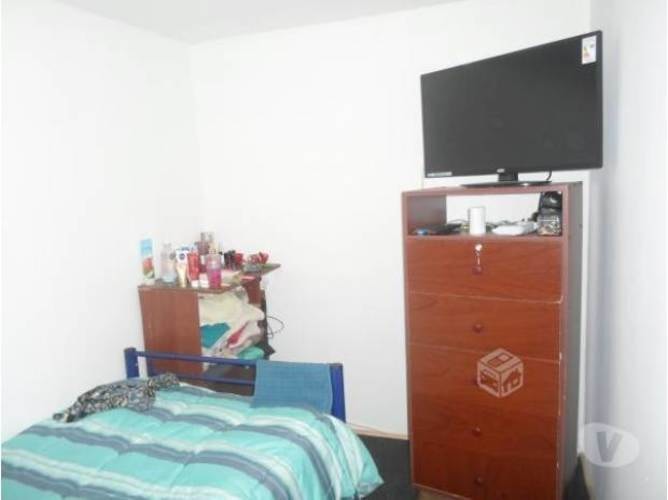 <p>Se Arrienda Pieza Amoblada</p> image