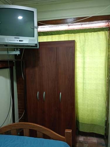 <p>PIEZA CHICA AMOBLADA TODO INCLUIDO CONDOMINIO CERRADO</p>