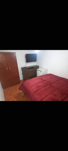 <p>Pieza amoblada a pasos del metro eisteins</p> image