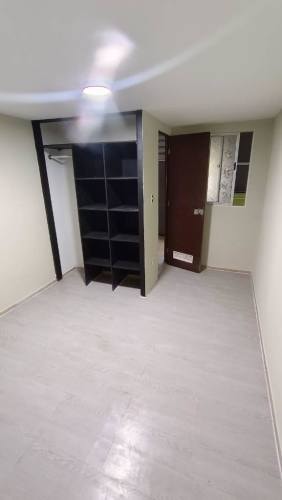 <p>Se arrienda habitación</p> image